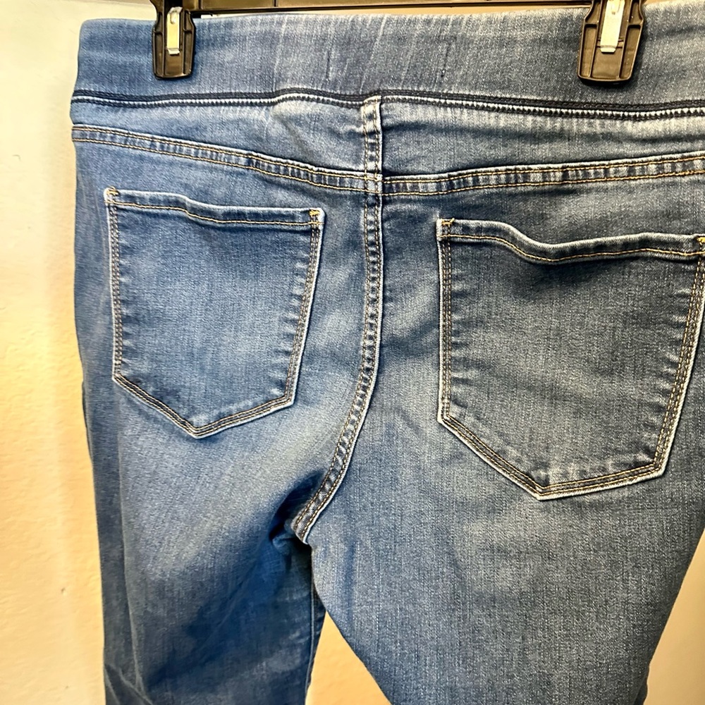 EUC Old Navy skinny jean